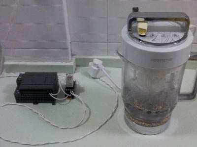 讓榨汁機定時工作(C#+PLC)
